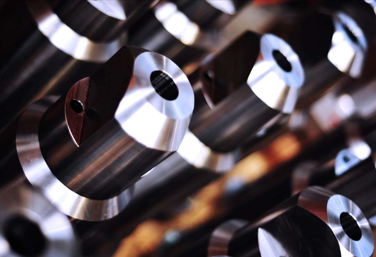 Multiple polished metal tool endings