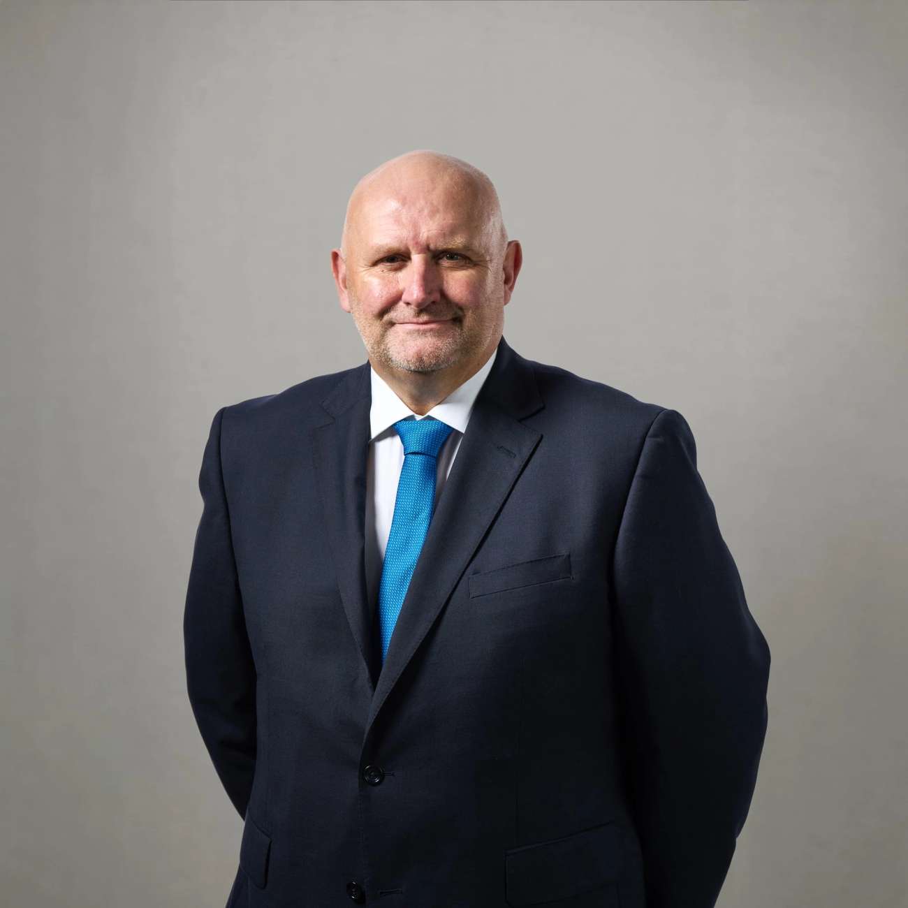 Headshot of Stewart Barrie